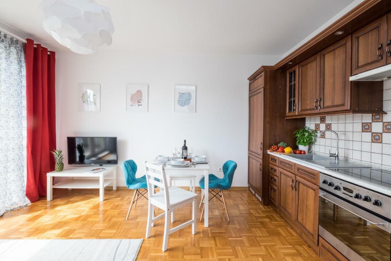 Blue Sky Apartment Warsaw Exterior photo